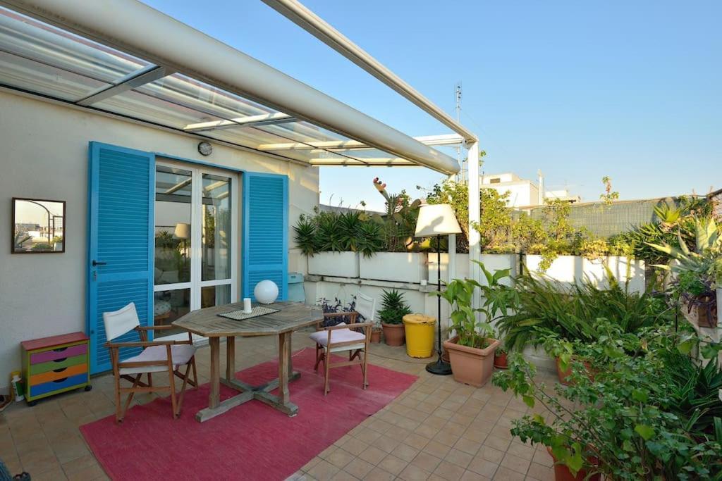 Super Sunny Penthouse With Terrace Lägenhet Rom Exteriör bild